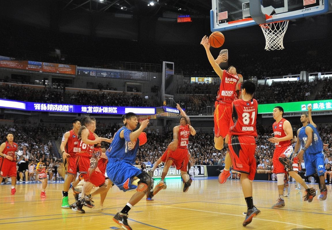 2013CBA京闽巅峰对决：激情战况回顾(图1)